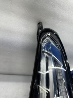 оригинальная LED фара Cadillac XT5