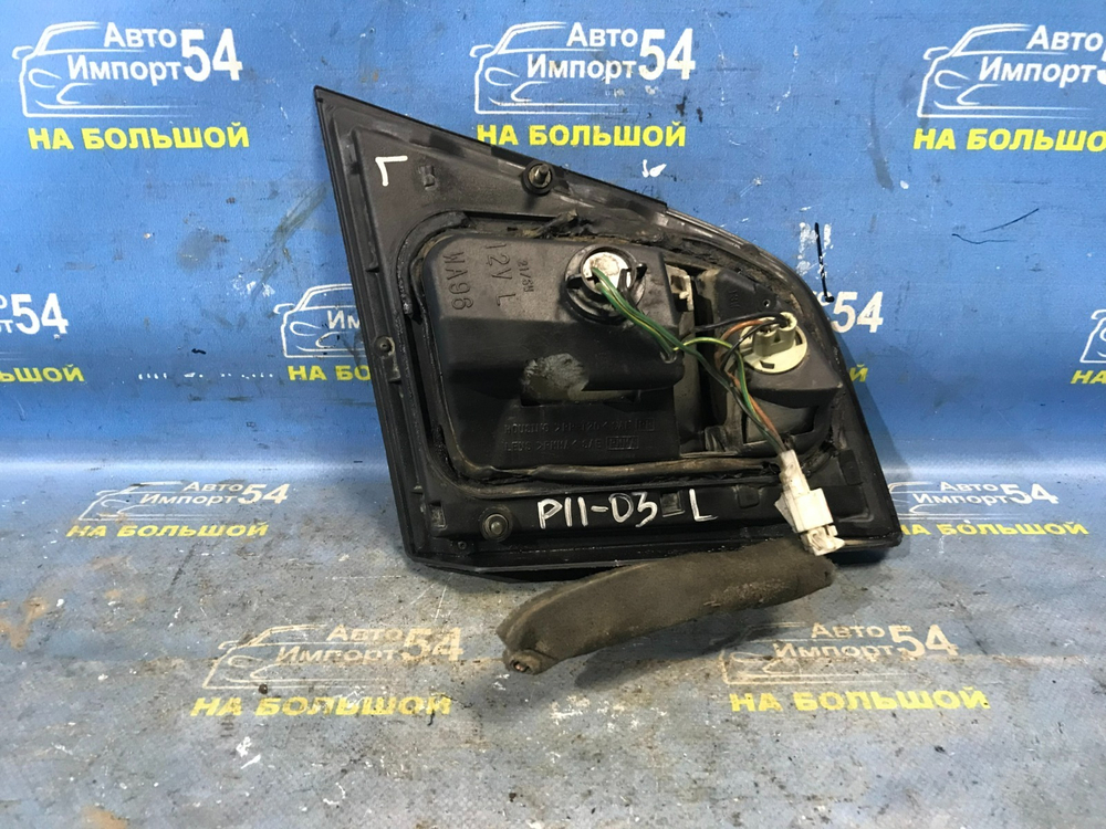 Вставка багажника левая NISSAN PRIMERA 1999