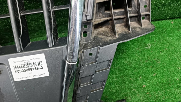 Решетка радиатора Audi Q3 1 8U (2011-2014)