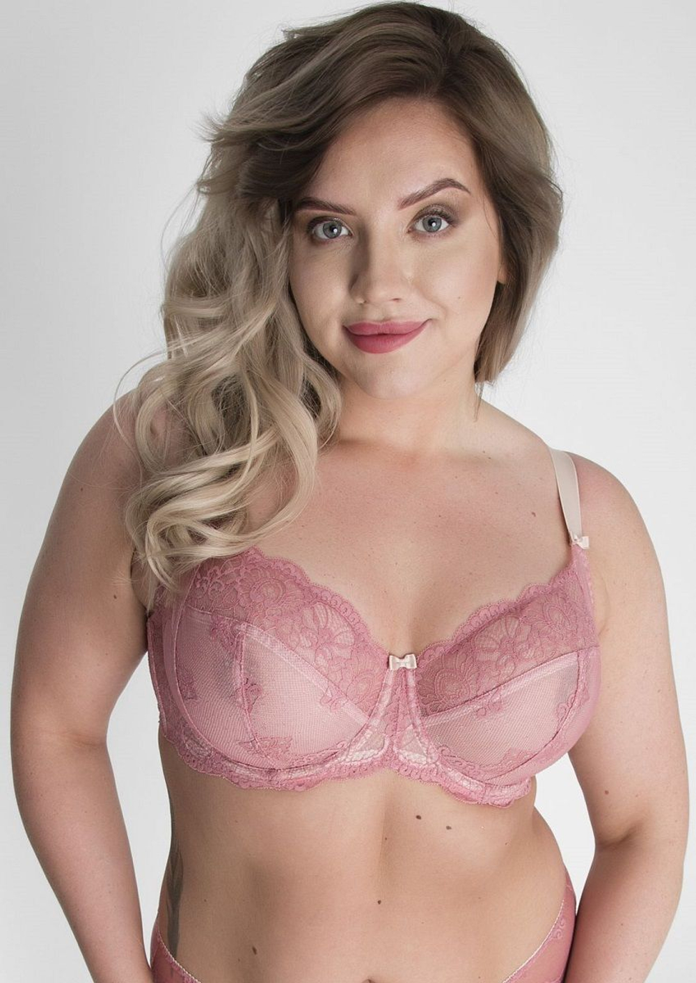 Бюстгальтер на косточках с мягкими гипюровыми чашками plus size (Размер: 75J) (Цвет: розовый)