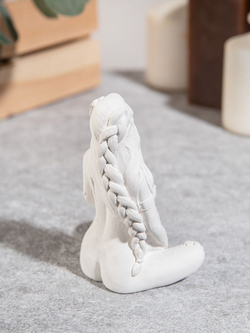 Статуэтка Гея на подставке квадрат