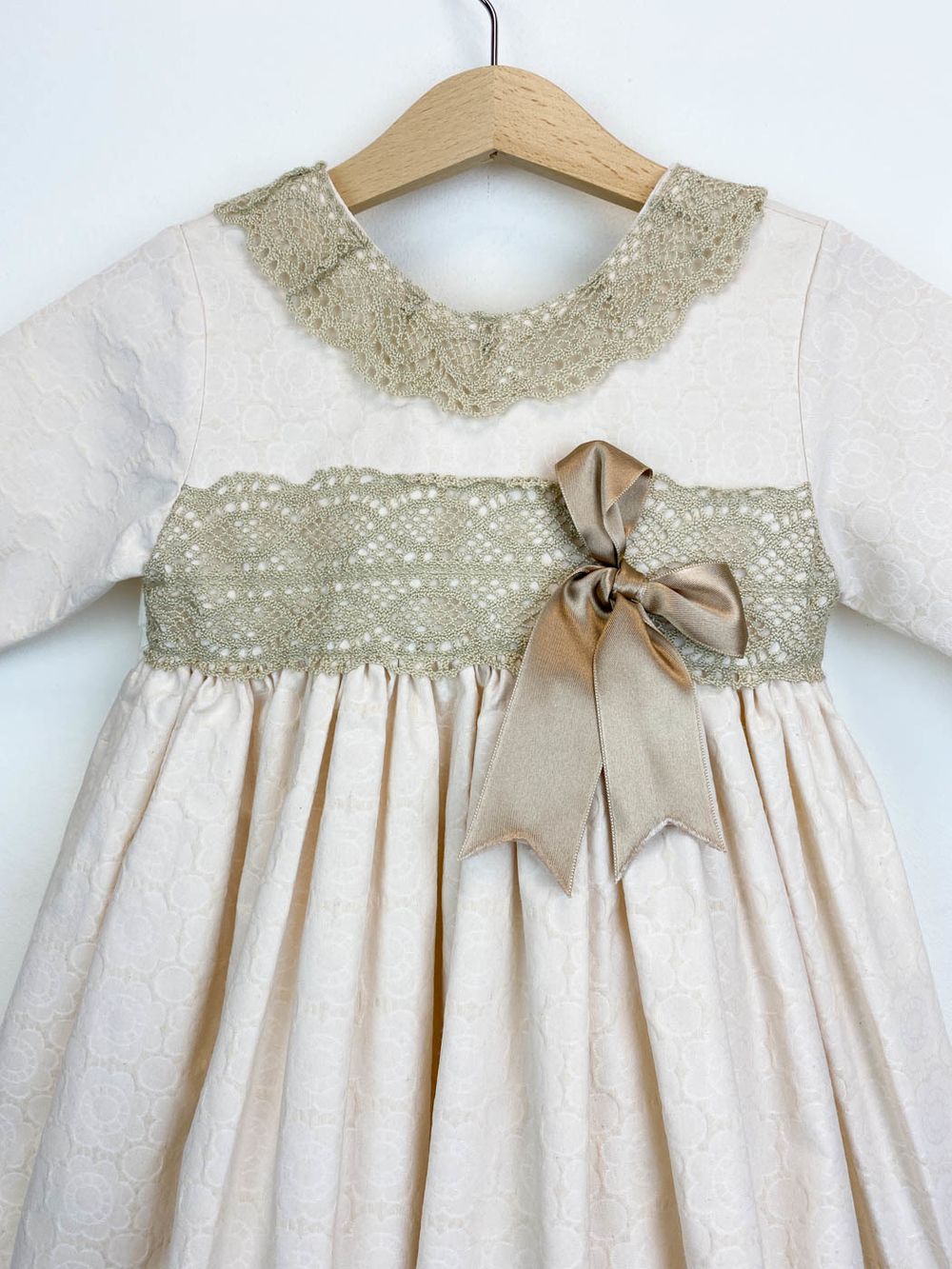 Платье нарядное, 98