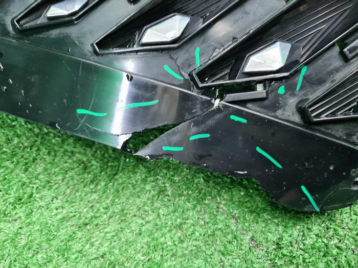 Решетка радиатора Omoda C5 (2022-н.в.)