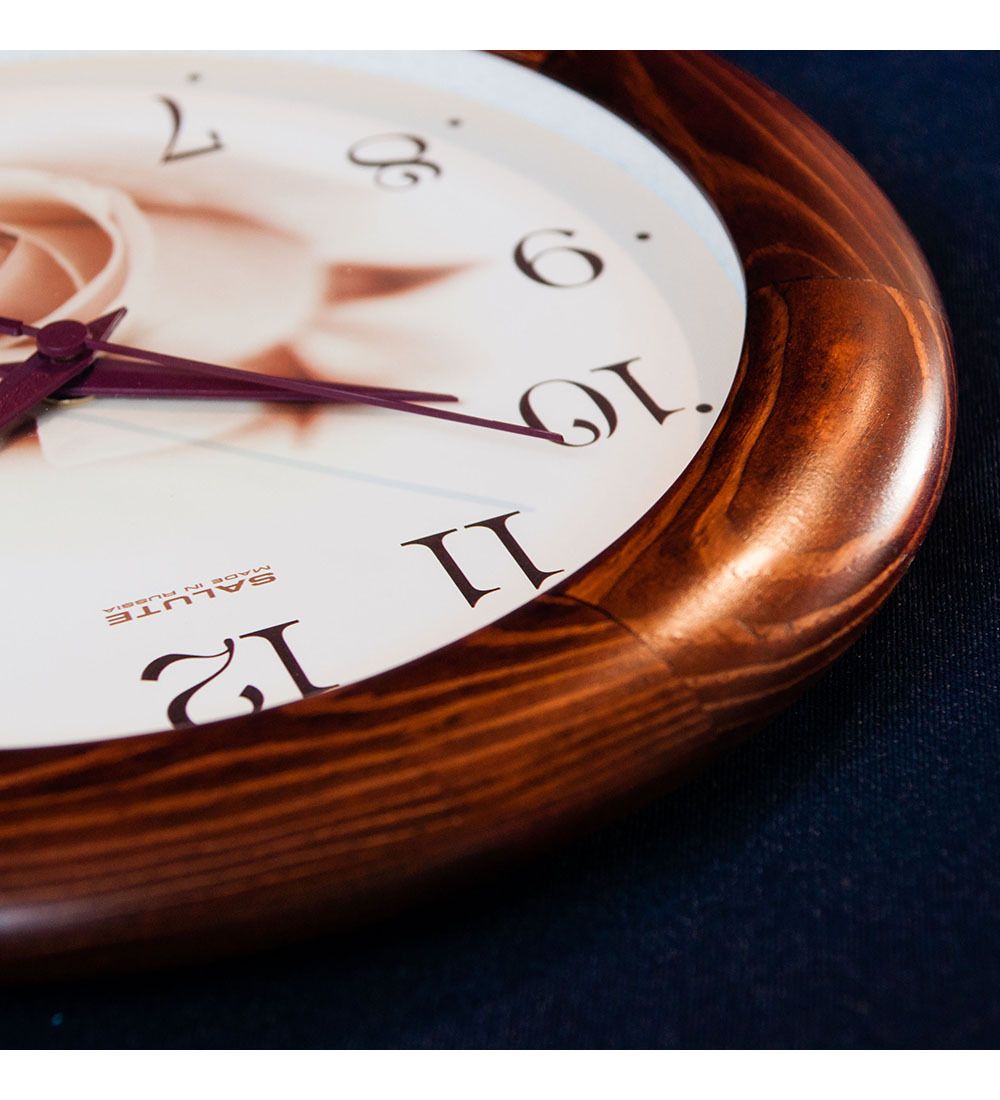 Салют SLT- 56 Часы настенные «ROSE»