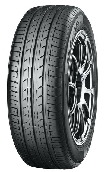 Yokohama BluEarth-Es ES32 205/60 R16 92H