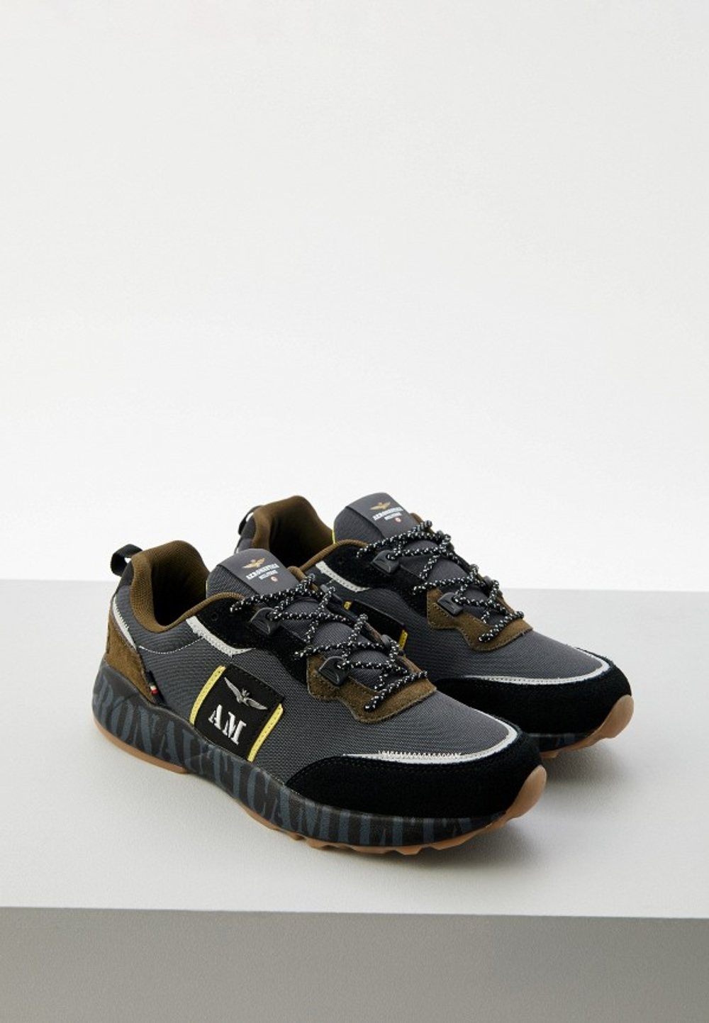 Кроссовки муж. Aeronautica 293 черно-зеленые