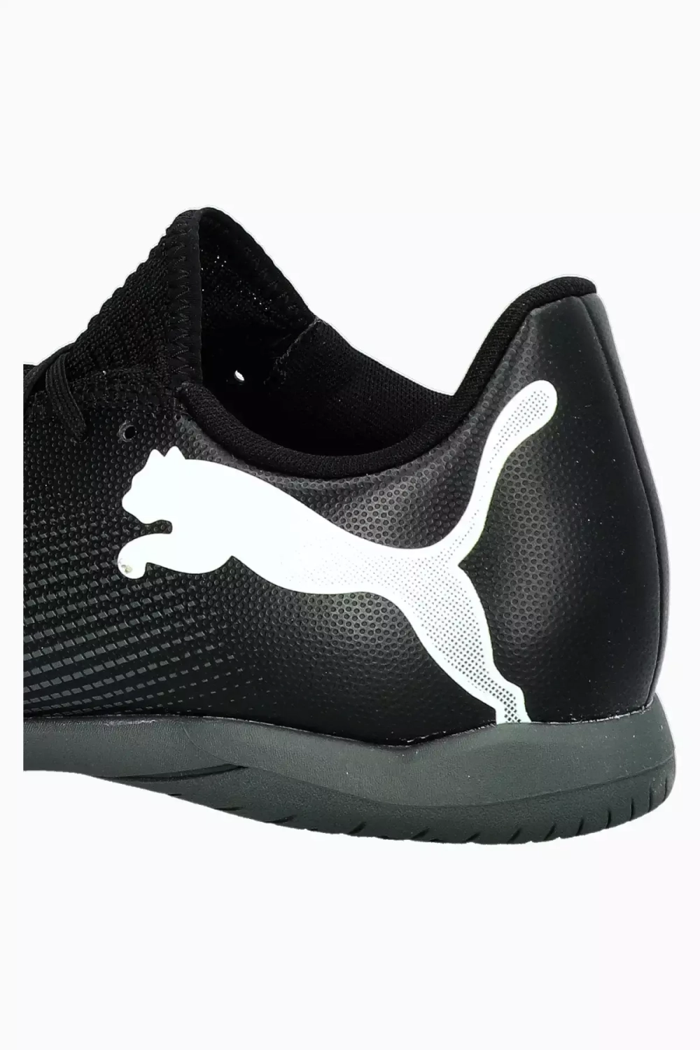 Футзалки Puma Future 7 Play IN