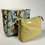 Женская желто-голубая сумка из натуральной кожи с тиснением питон