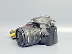 Nikon D3400 Kit AF-P 18-55mm 11300 кадров