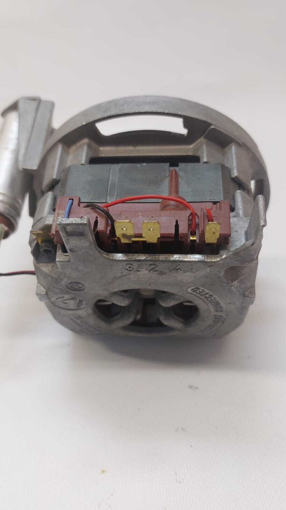 28 Циркуляционный насос (помпа) для посудомоечных машин Bosch 5600025345 б/у