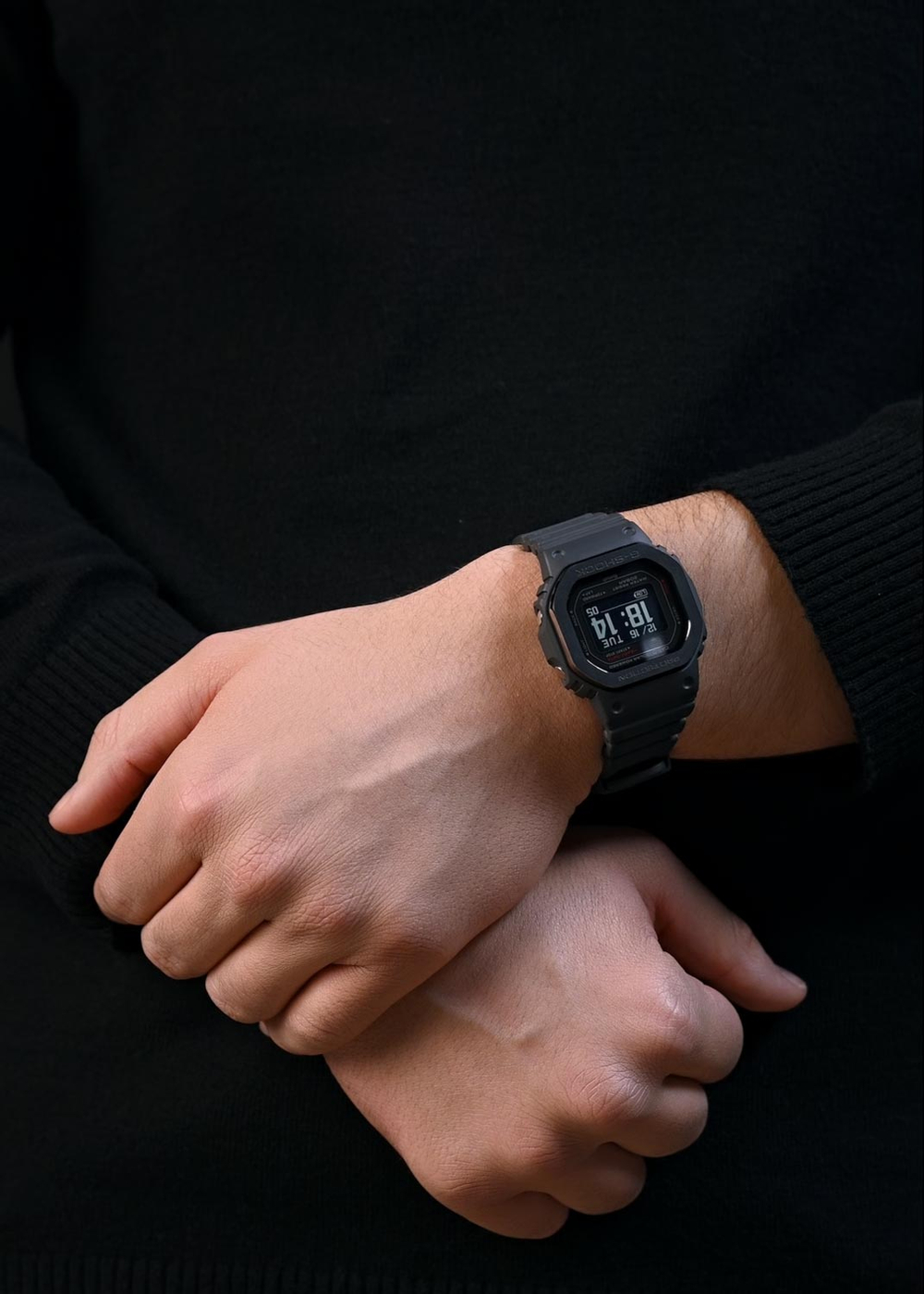 Часы Casio DW-H5600MB-8