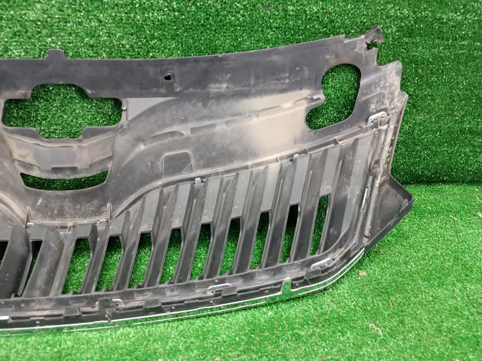 Решетка радиатора Skoda Rapid 1 (2012-2020)