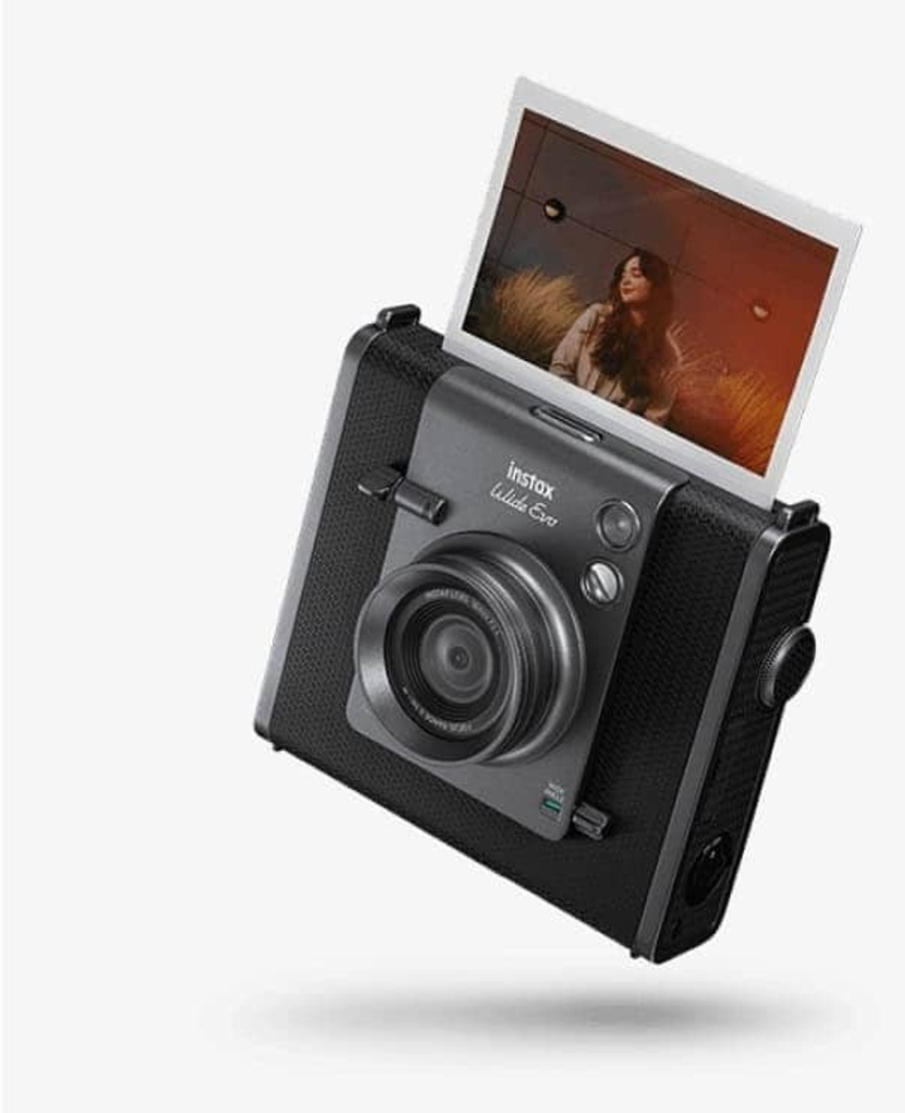 Фотокамера моментальной печати Fujifilm INSTAX WIDE EVO BLACK EX D черный