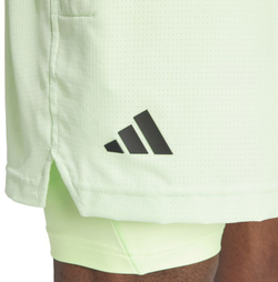 Мужские теннисные шорты Adidas Tennis Heat.Rdy Shorts And Inner Shorts Set - semi green spark/green spark