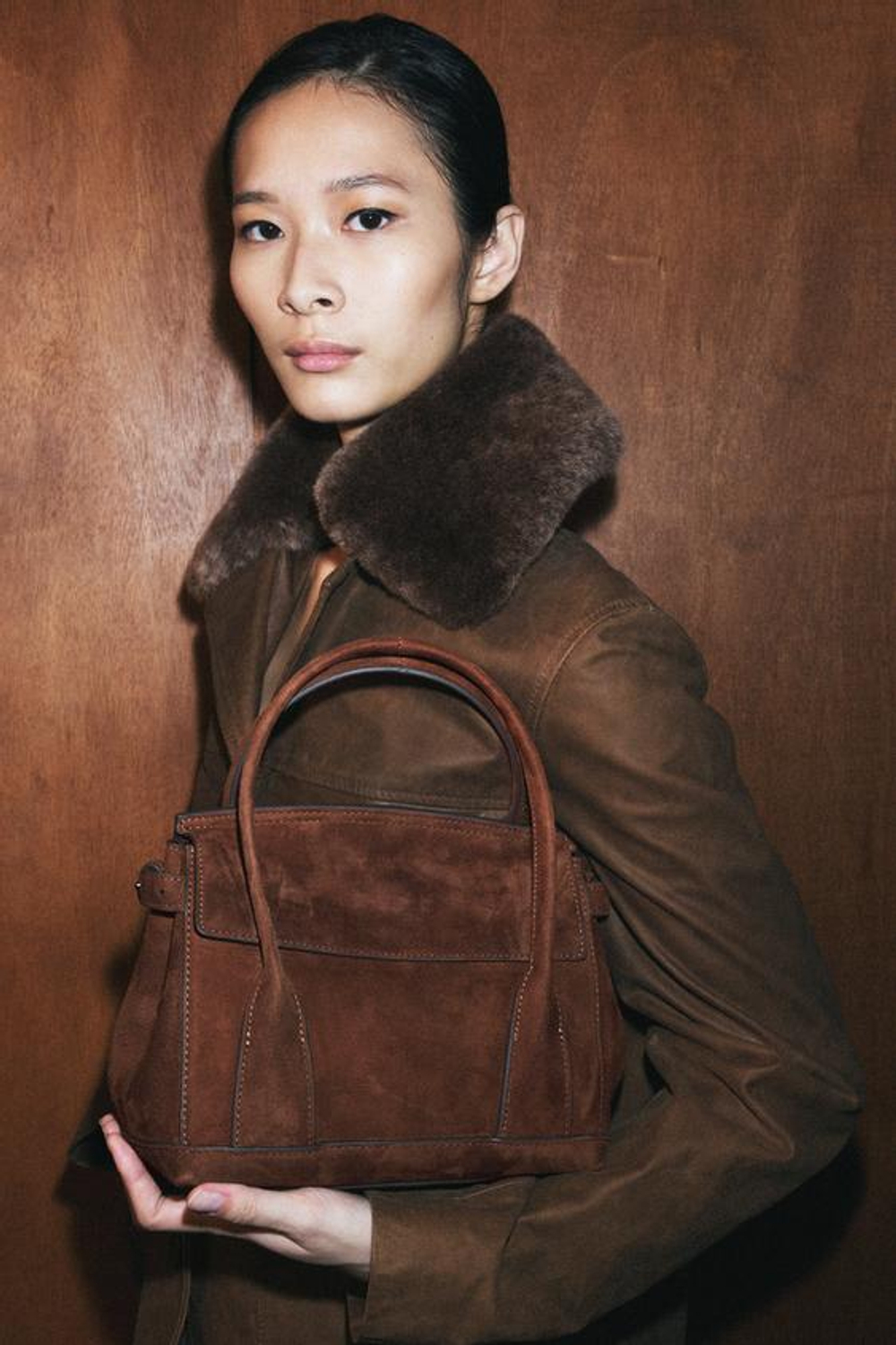 ZARA МИНИ-СУМКА В ГОРОДСКОМ СТИЛЕ ИЗ ЗАМШИ, ШОКОЛАДНЫЙ