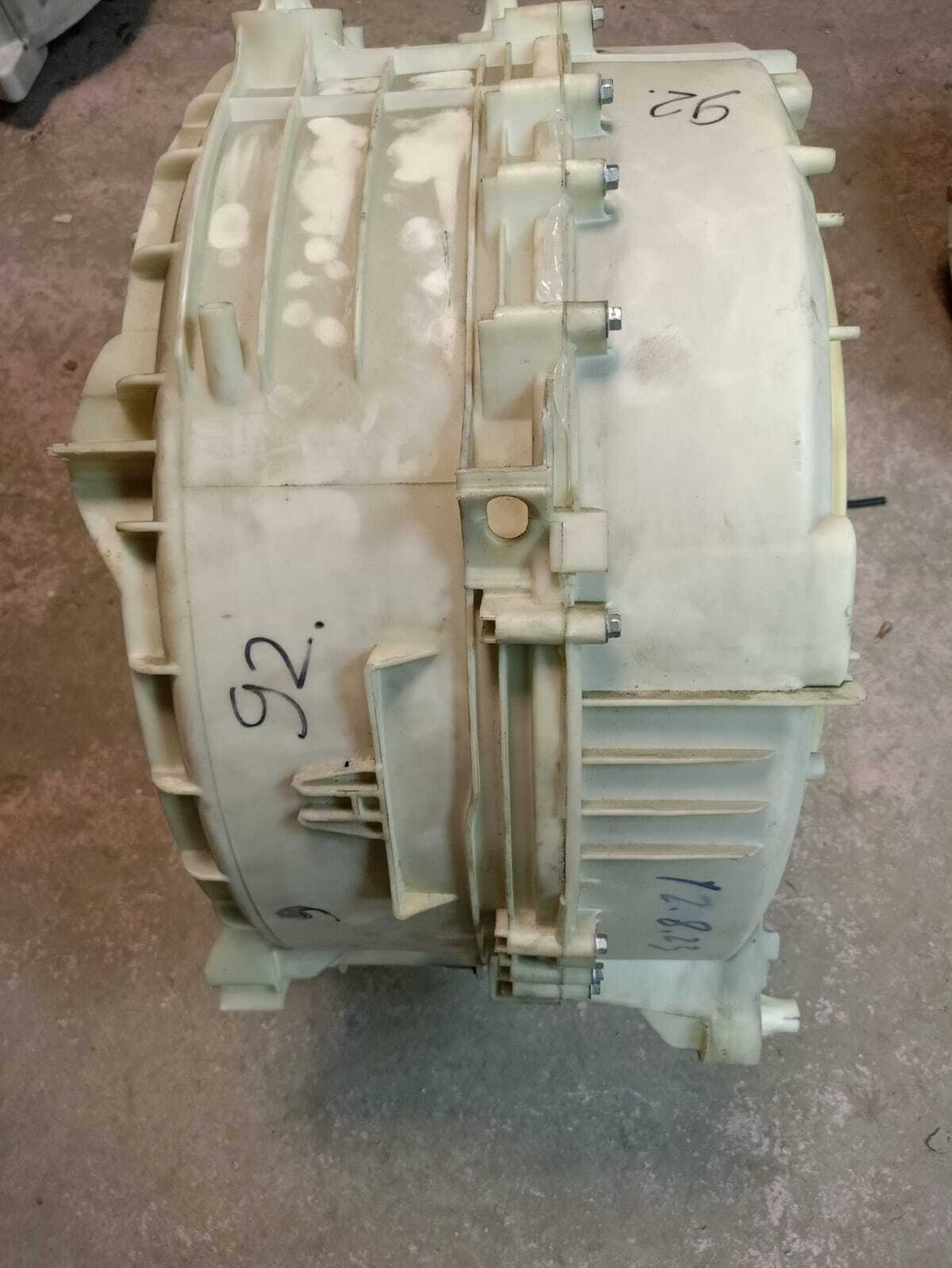92 Бак для стиральной машины Whirlpool W10335776 б/у