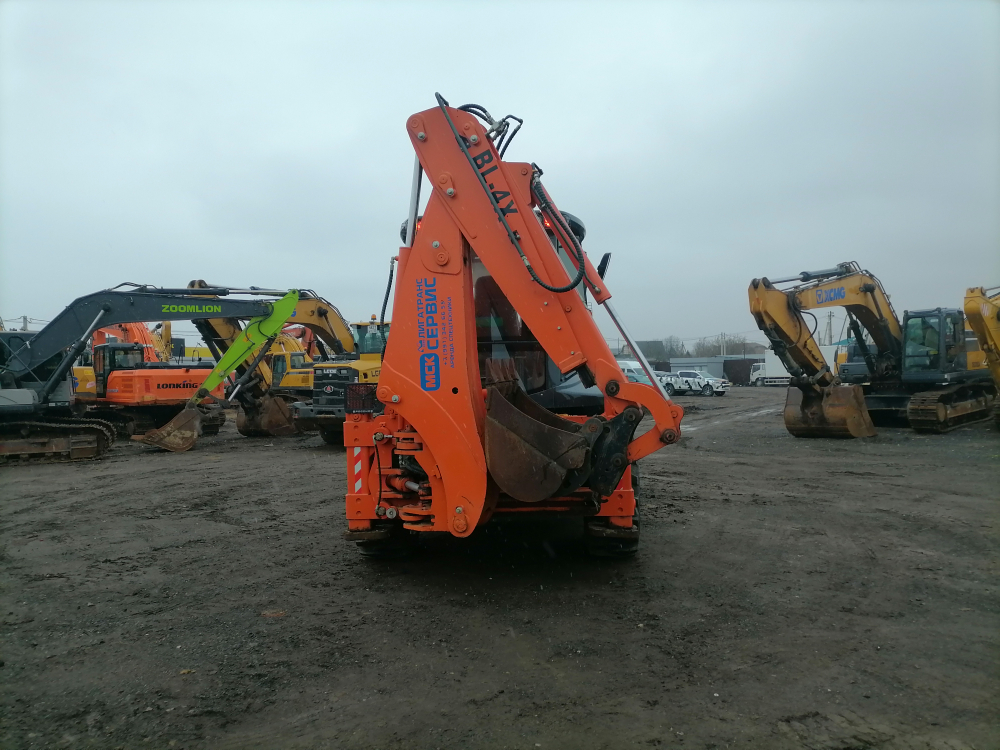 TMS BL* Экскаватор-погрузчик BL-4X (Дизельный, 3,9 л, 102 л.с., АТ)