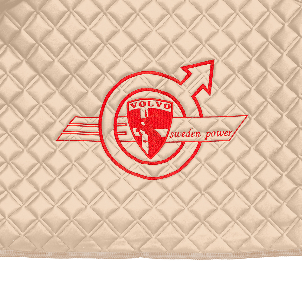 Ковры VOLVO FM до 2008 года (экокожа, бежевый, бежевый кант, красная вышивка)
