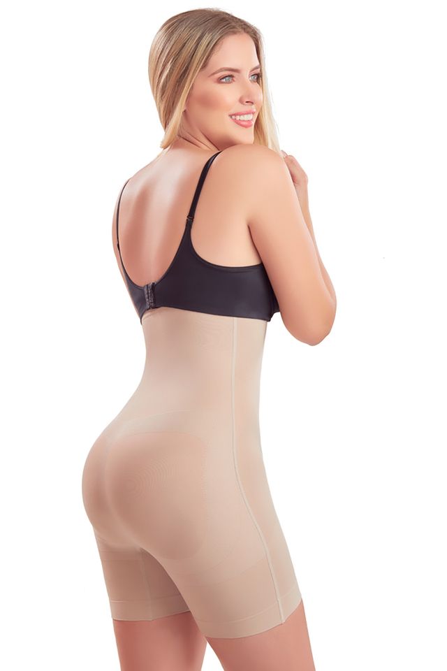 Корректирующие шорты с высокой талией Natural