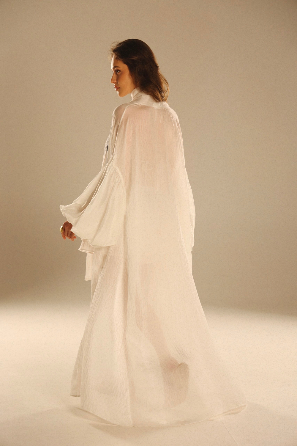 Костюм с накидкой и шортами "Белое Облачко"