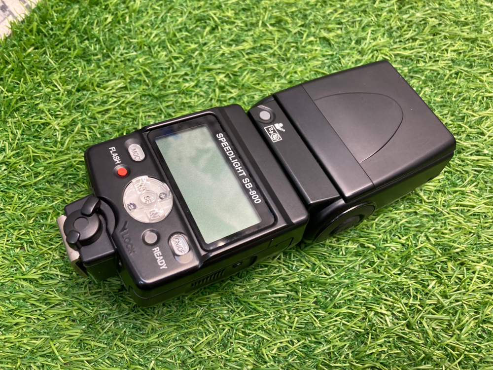 Nikon SB-800