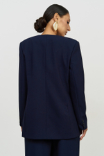 Жакет двубортный без воротника