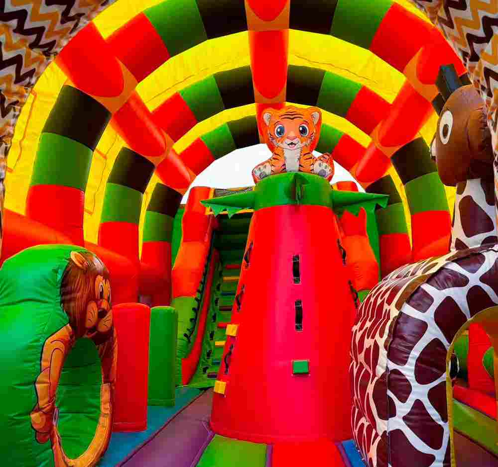 Коммерческий надувной батут «Страна Сафария 2» 10*6*6 м