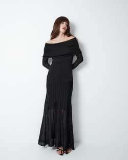 Платье с открытыми плечами с люрексом черный