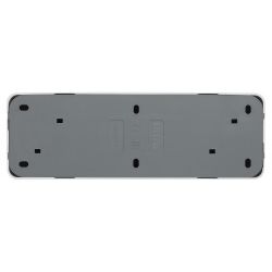 Розетка Intro Quadro 2-208-01 с заземлением четырехместная 4х2P+E, 16А-250В, IP20, ОУ, белый | Intro Quadro