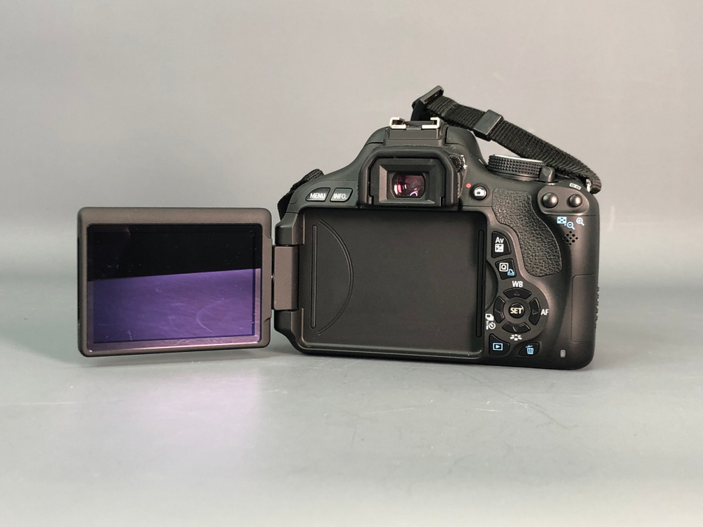 Canon EOS 600D 1.335 кадров