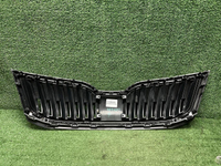 Решетка радиатора Skoda Octavia A7 (2017-2020)