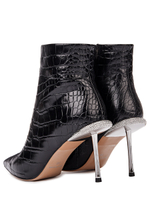 Женские чёрные ботильоны из кожи с тиснением