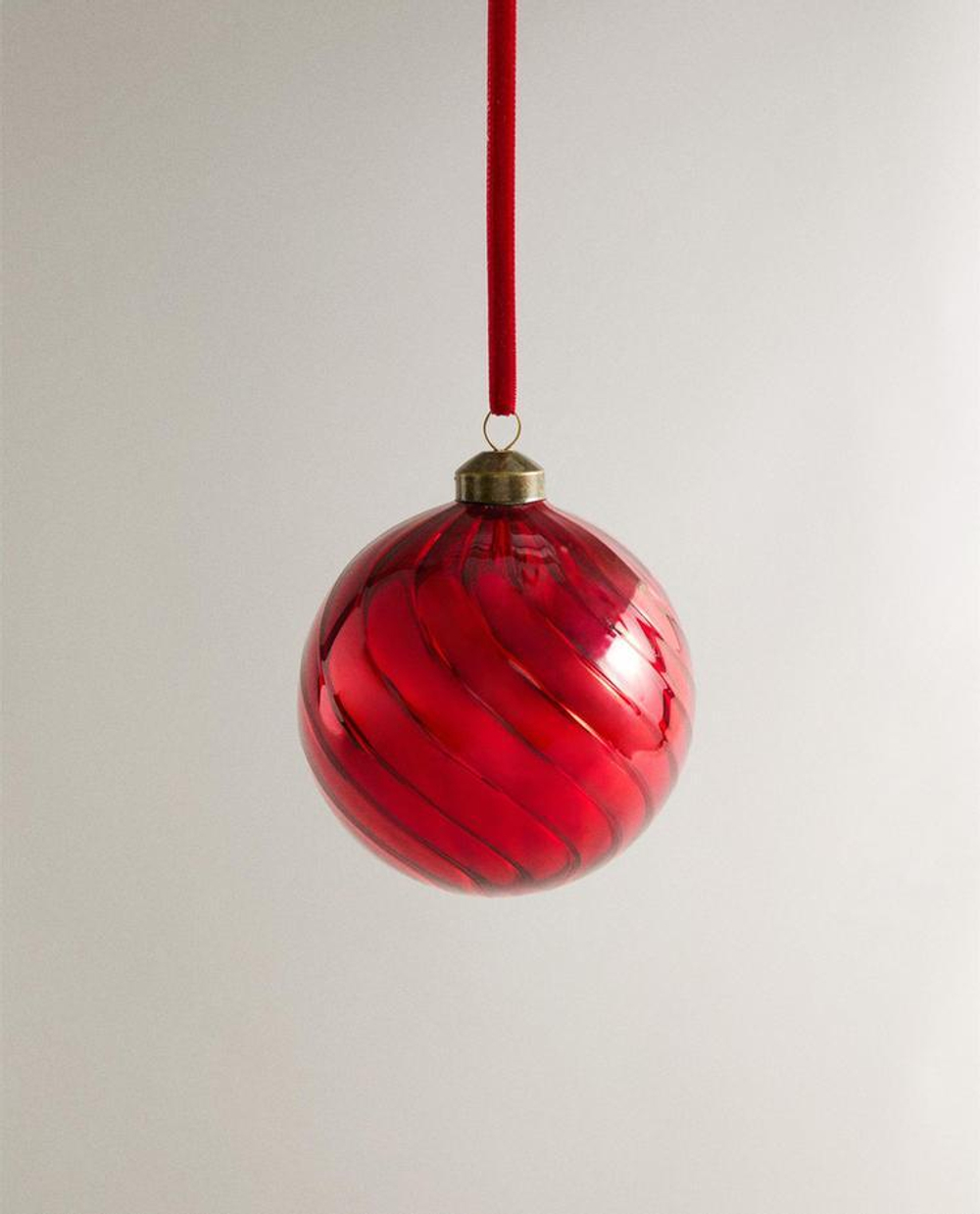 ZARA HOME НОВОГОДНЕЕ УКРАШЕНИЕ «ШАР», КРАСНЫЙ