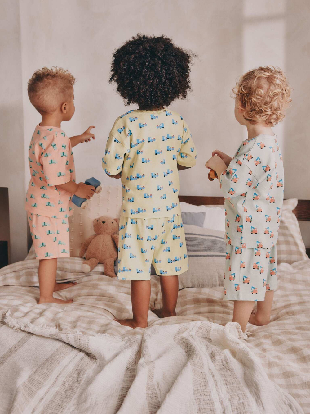 Пижама для мальчика Next AJ0-527, 3 шт., Желтый, Голубой, Розовый