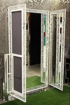 зеркало в раме 02-06  ( MAGIC MIRROR )