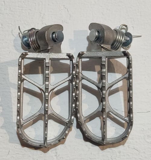 Подножка водителя комплект мотоцикл REGULMOTO SPORT 003