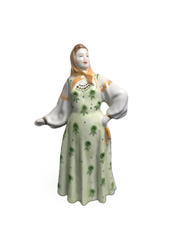 Фарфоровая статуэтка "Плясунья Даша" (Дулёво)