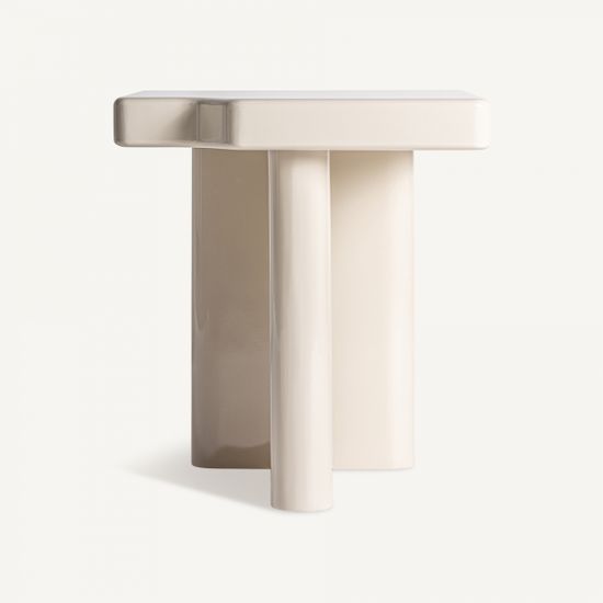 Журнальный столик Suhi