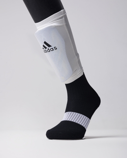 Фиксатор для щитков / Adidas