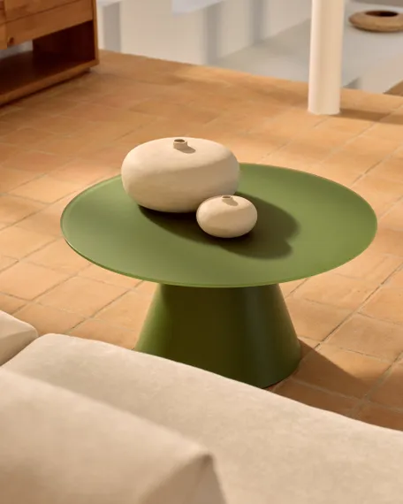 Журнальный столик Wilshire зеленый из закаленного стекла из стали Ø80 см