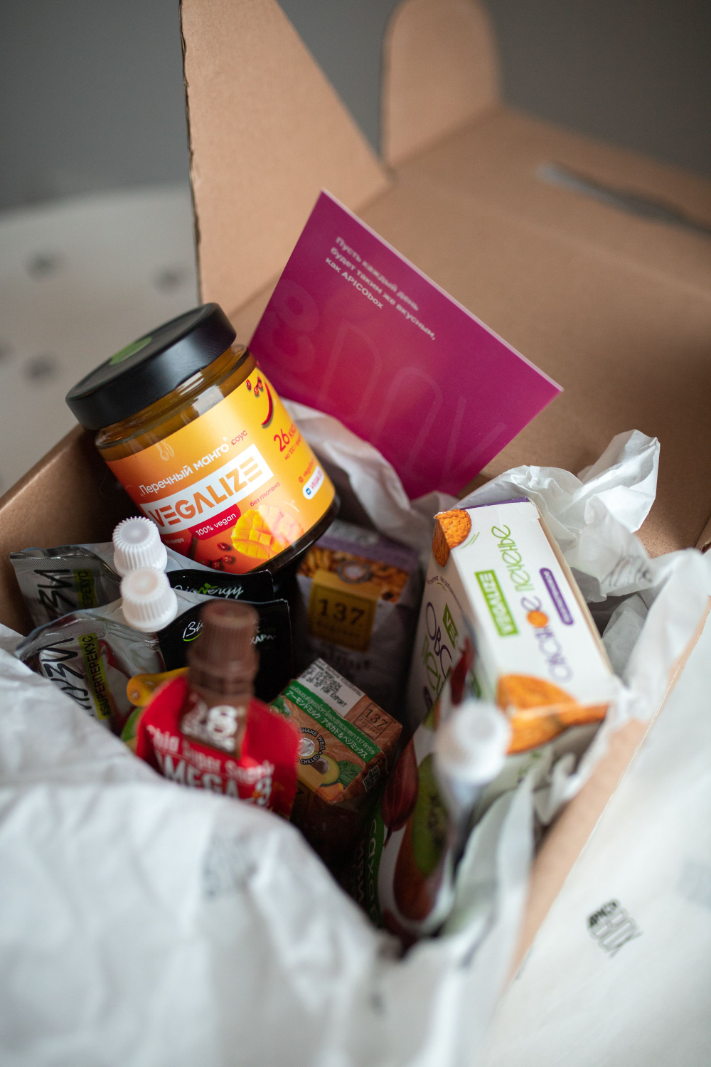 Набор продуктов APICO BOX №5 "Без сахара", подарочный набор из 9-ти продуктов без добавленного сахара, Новогодний подарок