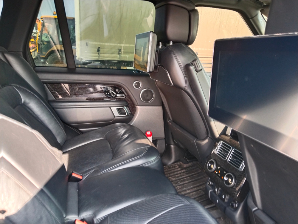 Land Rover RANGE ROVER LWB V8 S/C 5.0 Autobiography