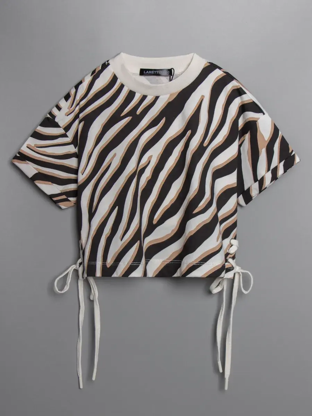 Костюм в садик, футболка и юбка