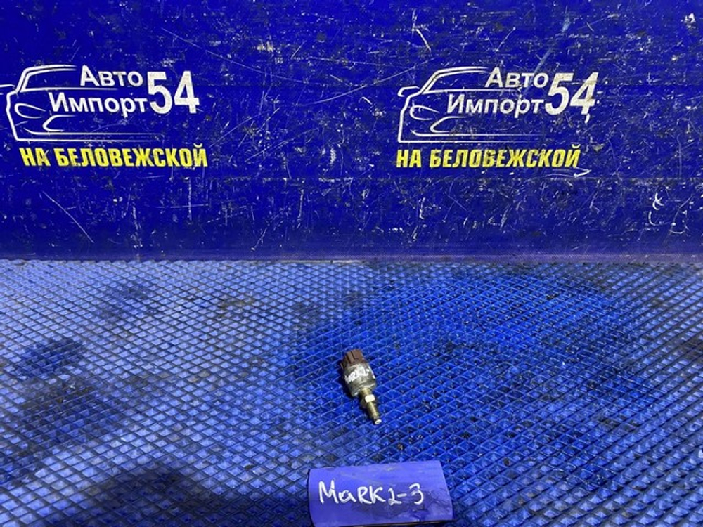 Датчик педали тормоза TOYOTA MARK 2 1999