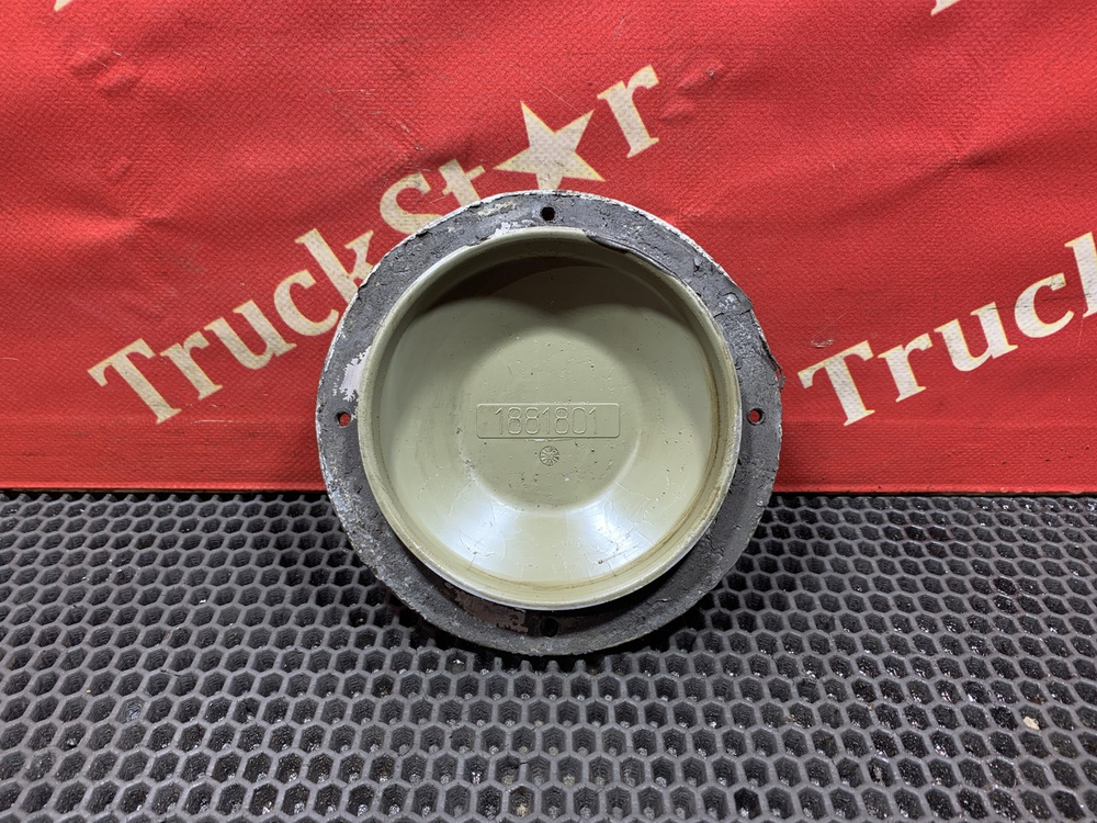 Крышка ступицы передней