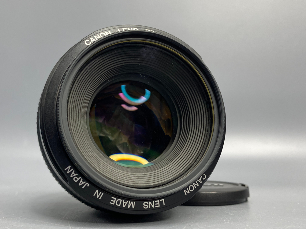 Canon EF 50mm f/1.4 USM