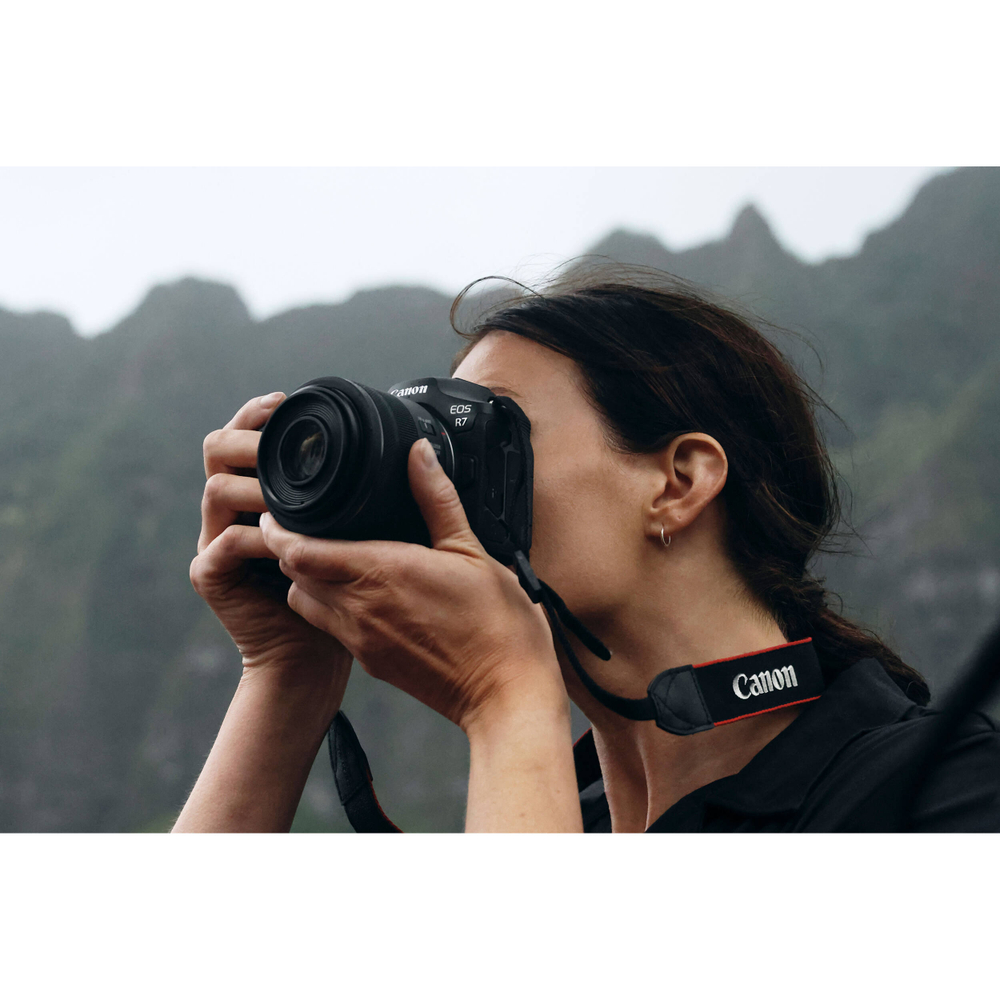 Беззеркальный фотоаппарат Canon EOS R7 Kit RF-S 18-150 IS STM