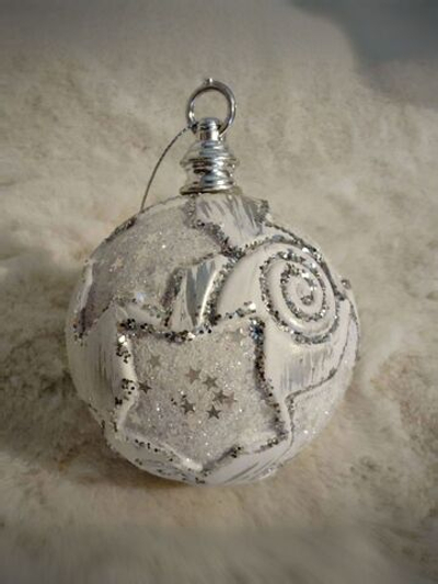 Елочное украшение "Шар белый с узором новогодний ручной работы " 8см