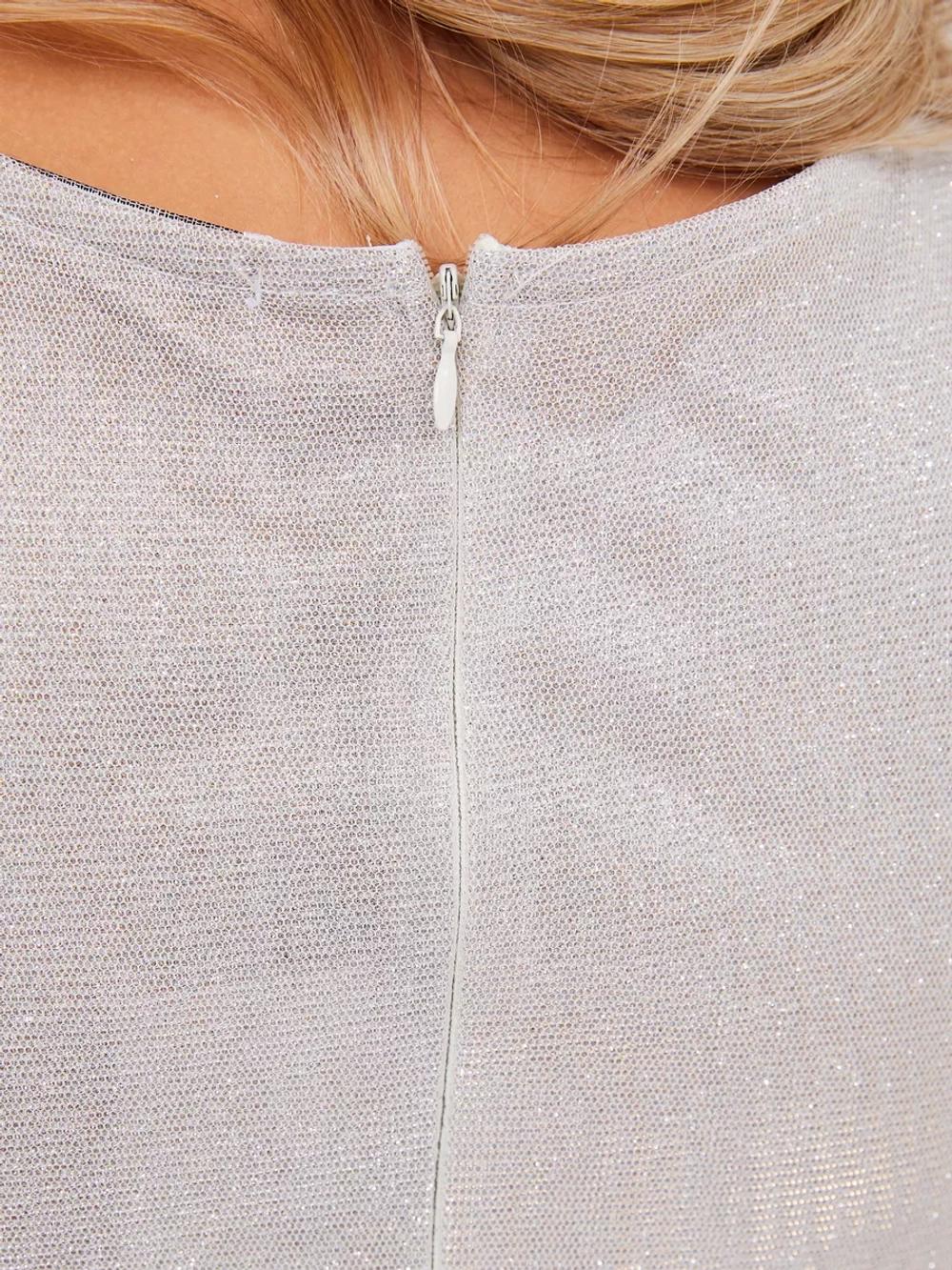 Платье вечернее блестящее