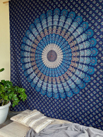 Этническое полотно с мандалой